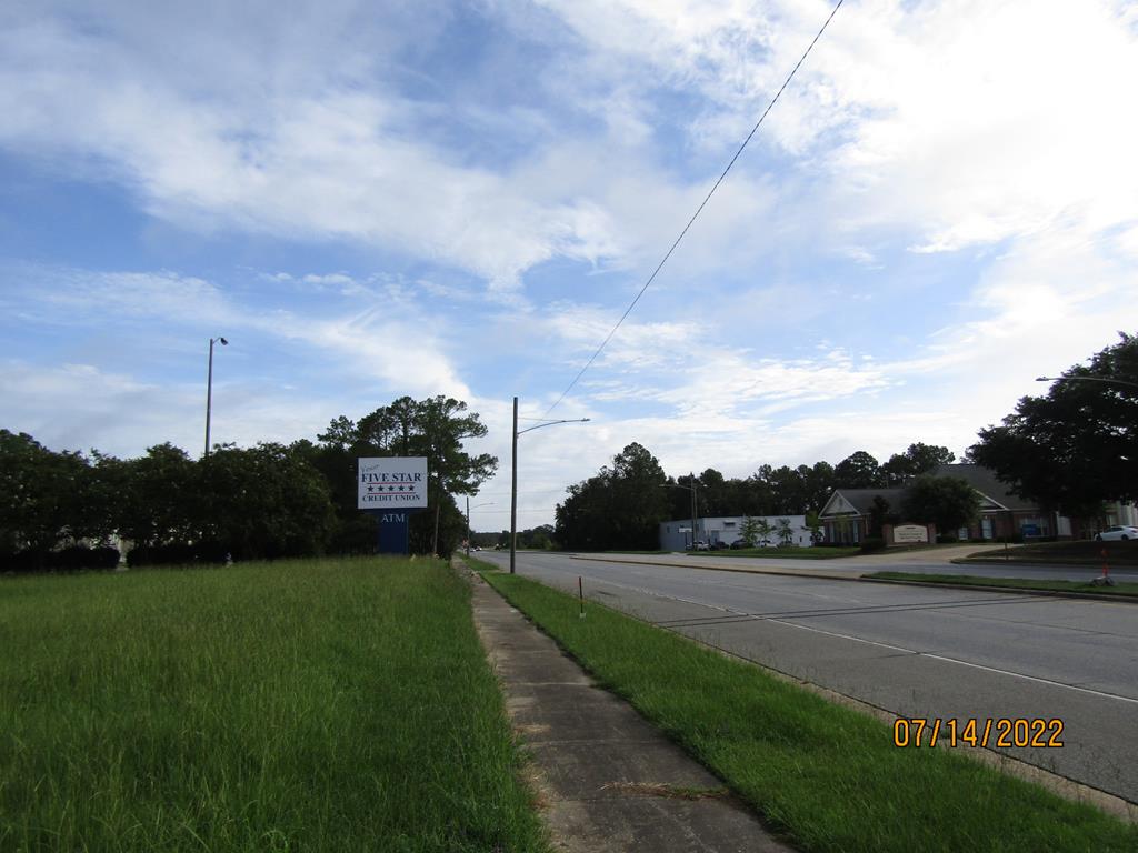 Listing Photo 919046